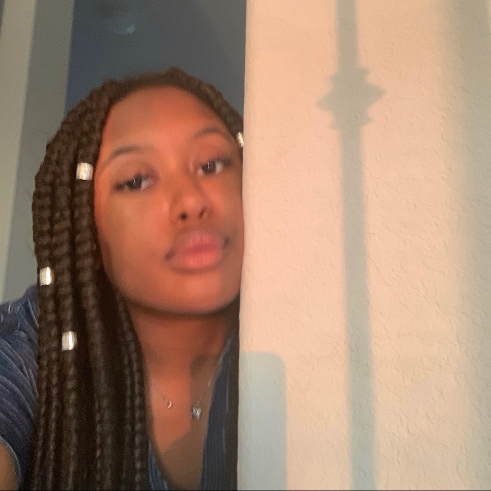 Meet your Posher, Milan